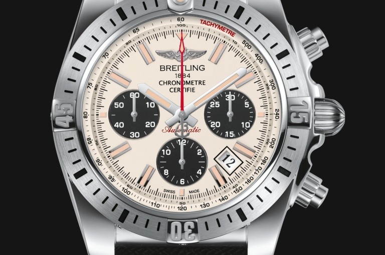 Steel Cases Breitling Superocean And Chronomat Replica Watches Useful In The Ocean And Sky