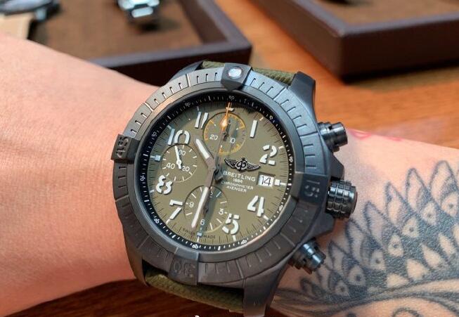 Newly-designed Breitling Fake Watches Online Promote Military Style